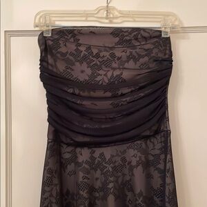 Elegant Black Lace Evening Dress